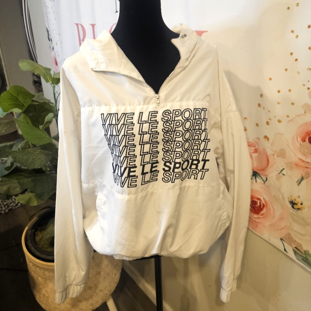 Long Sleeve Pull Over Windbreaker